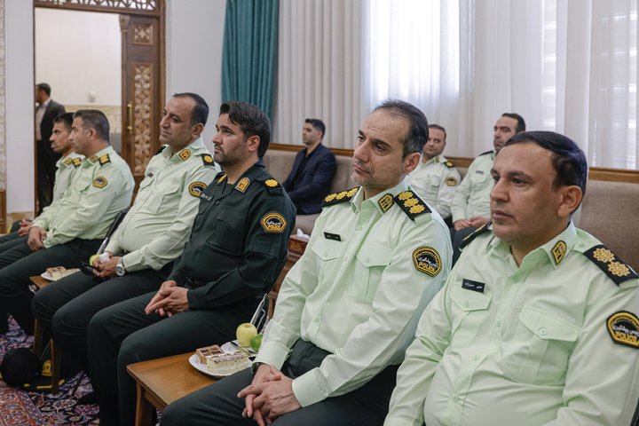 دیدار فرماندهان انتظامی استان خراسان رضوی با تولیت آستان قدس رضوی