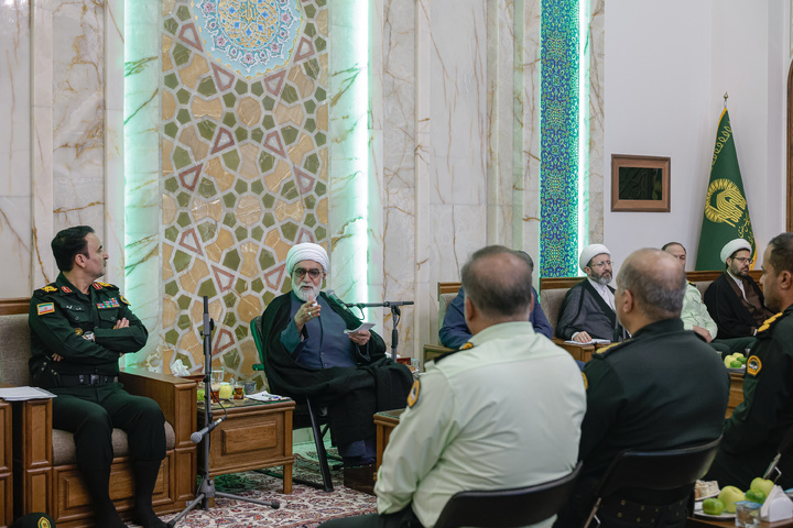 دیدار فرماندهان انتظامی استان خراسان رضوی با تولیت آستان قدس رضوی