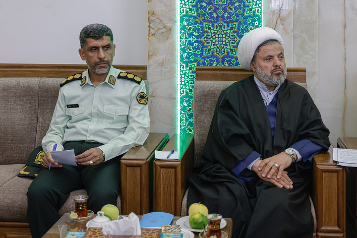 دیدار فرماندهان انتظامی استان خراسان رضوی با تولیت آستان قدس رضوی