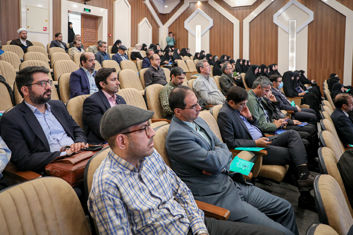 همایش دانش‌افزایی اساتید دانشگاه بین‌المللی امام رضا علیه‌السلام