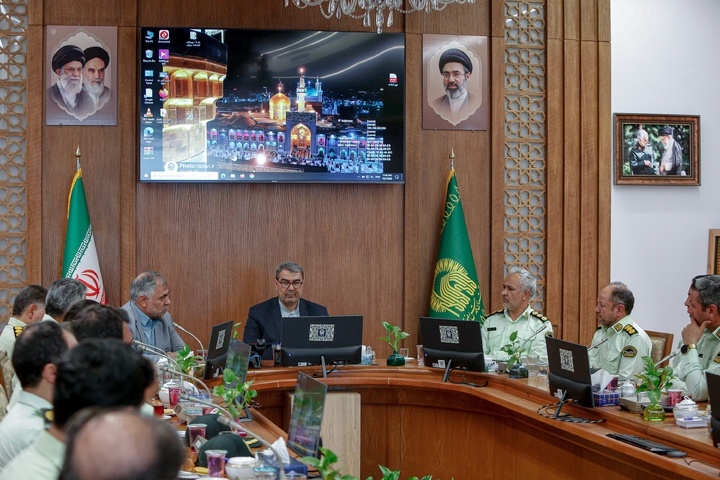 تقدیر از پرسنل یگان حفاظت آستان قدس به مناسبت هفته فراجا