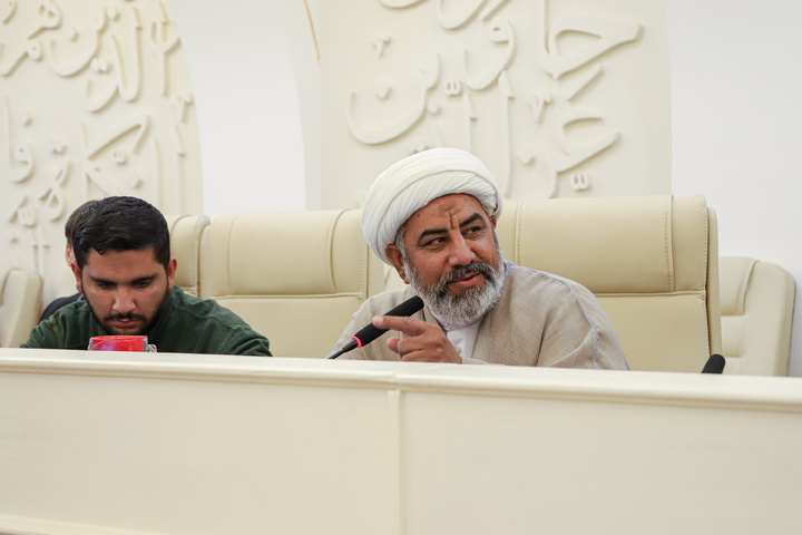 نشست تخصصی تعلیم و تربیت قرآنی برای نسل امروز