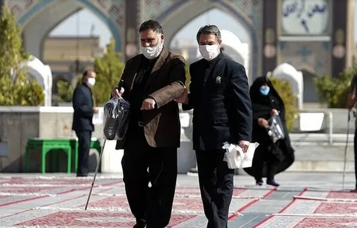 روشندلان زنجانی مهمان امام رئوف در مشهد مقدس