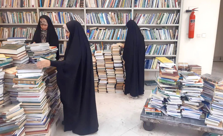 ارسال ۵۴ هزار و ۶۸۰ نسخه کتاب چاپی توسط کتابخانه رضوی به ۴۱ مرکز
