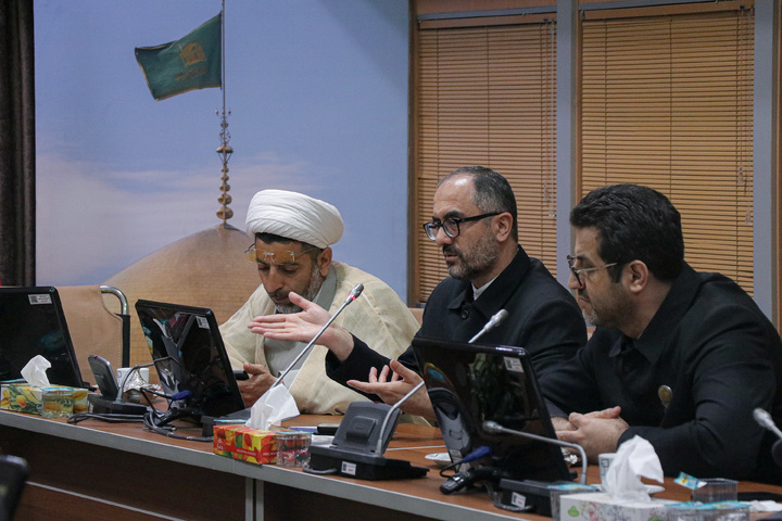 جلسه «ستاد فرماندهی حوادث حرم مطهر رضوی»