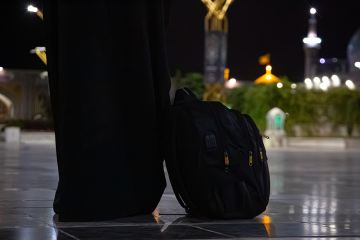 اعتکاف دانش‌آموزان دختر مدارس امام رضا علیه‌السلام در حرم مطهر رضوی