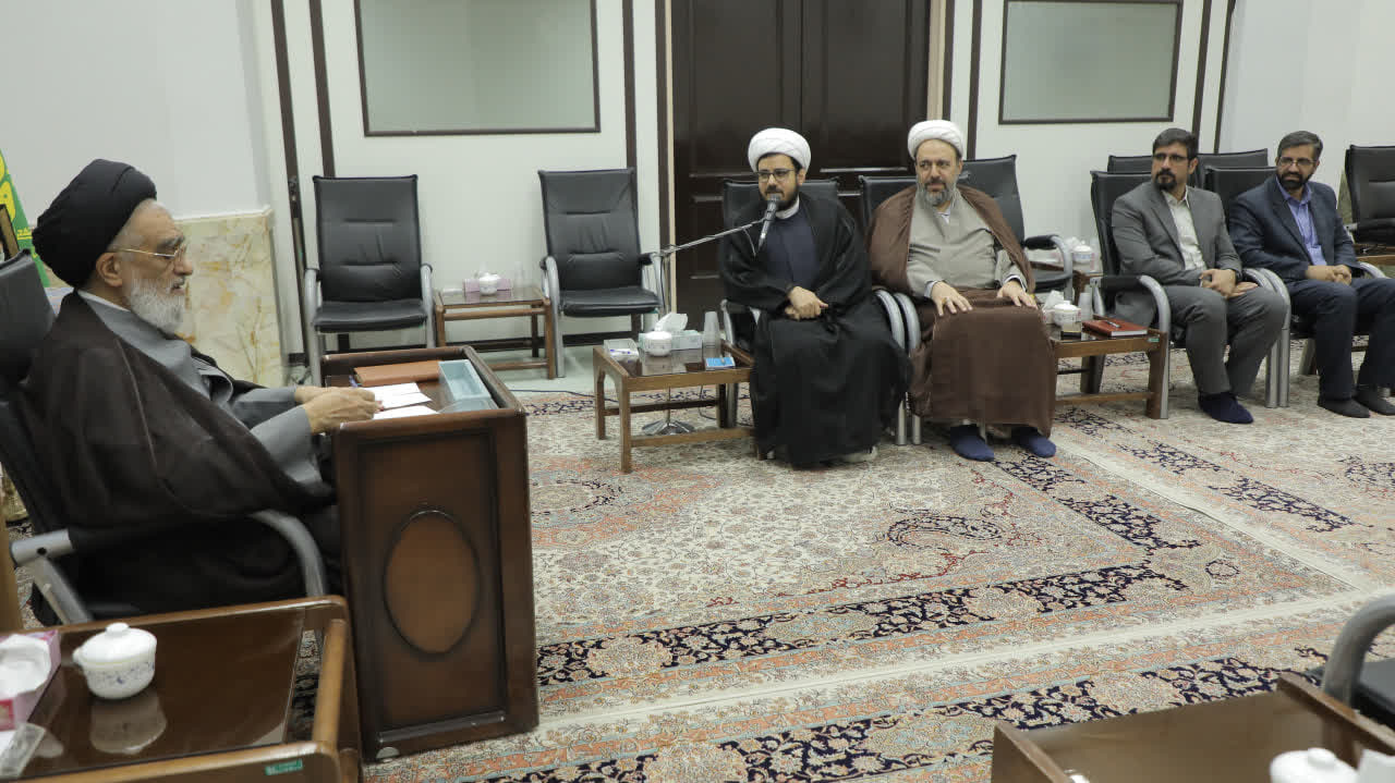 جوان‌گرایی و تحول دو  مطالبه رهبر معظم انقلاب از مراکز حوزوی است