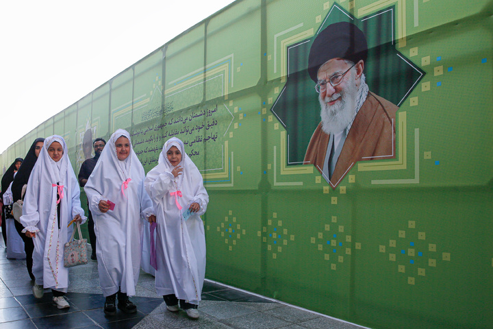 جشن تکلیف فرزندان دختر کارکنان آستان قدس رضوی