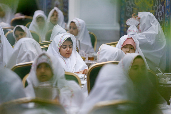 جشن تکلیف فرزندان دختر کارکنان آستان قدس رضوی
