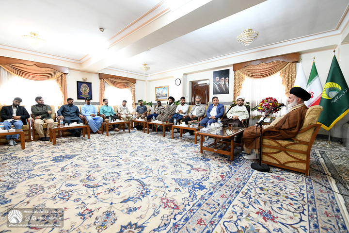 دیدار جمعی از طلاب جامعة المصطفی(ص) با تولیت آستان مقدس حضرت عبدالعظیم علیه السلام