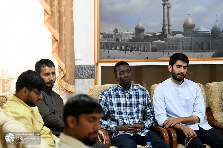 دیدار جمعی از طلاب جامعة المصطفی(ص) با تولیت آستان مقدس حضرت عبدالعظیم علیه السلام