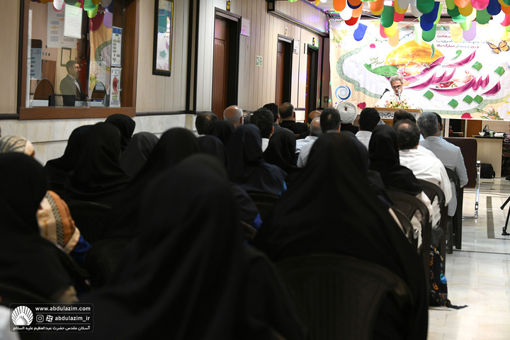 تجلیل از جمعی از پرستاران دارالشفاء کوثر با حضور مدیران و خادمان آستان مقدس حضرت عبدالعظیم(ع)