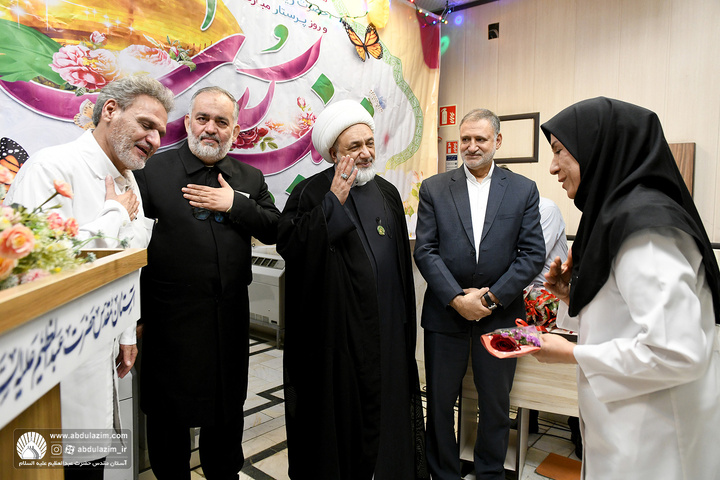 تجلیل از جمعی از پرستاران دارالشفاء کوثر با حضور مدیران و خادمان آستان مقدس حضرت عبدالعظیم(ع)