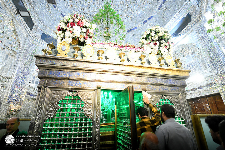 مراسم غبارروبی مضجع مطهر حضرت عبدالعظیم الحسنی علیه السلام با حضور اقشار مختلف