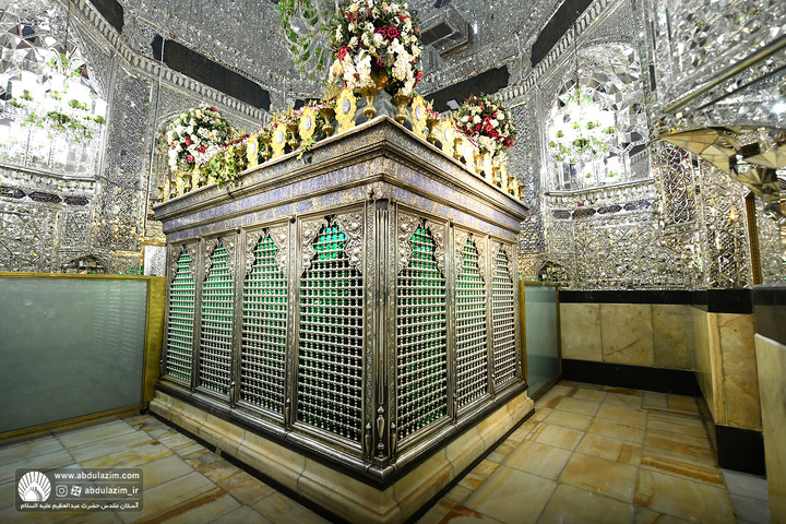 مراسم غبارروبی مضجع مطهر حضرت عبدالعظیم الحسنی علیه السلام با حضور اقشار مختلف