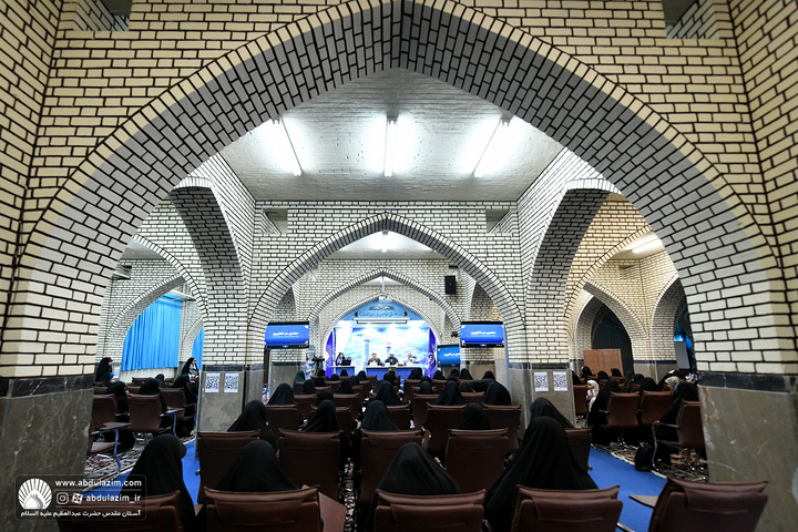 سمپوزیوم علمی زن مسلمان و آینده فناوری در چهارچوب همایش ملی رسالت زن مسمان در دنیای معاصر