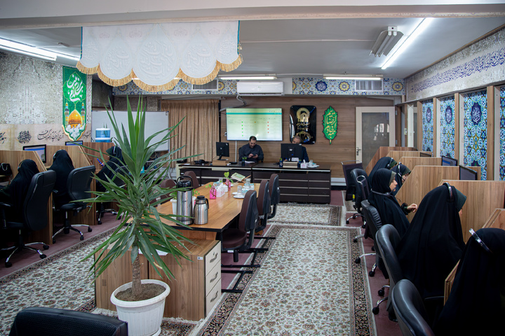 پاسخگویی تلفنی مدیرعامل مؤسسه تربیت بدنی بنیاد کرامت رضوی به مخاطبان سامانه ۱۳۸