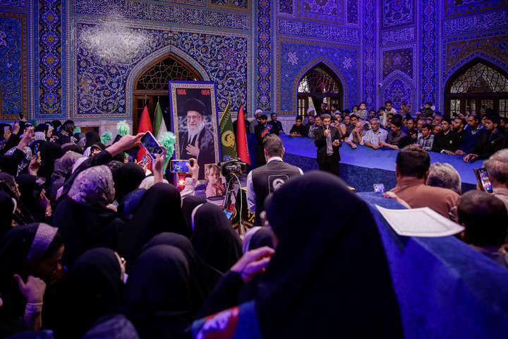 مرثیه سرایی و حماسه خوانی در جوار مزار رهبر شهید انقلاب
