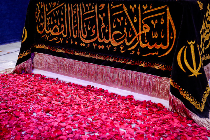 مرثیه سرایی و حماسه خوانی در جوار مزار رهبر شهید انقلاب