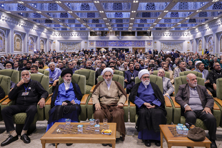مراسم تکریم مواکب حسینی در حرم مطهر رضوی