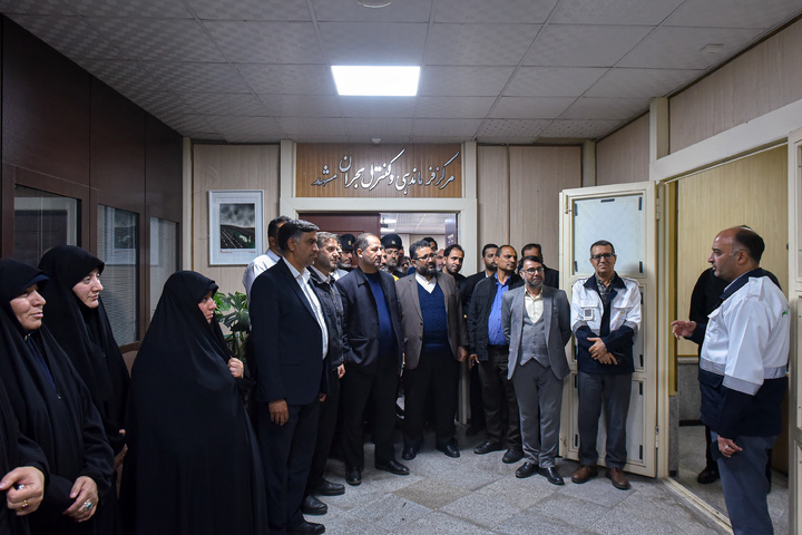 بازدید خدام حرم مطهر رضوی از پایگاه‌های مدیریت بحران شهرداری مشهد