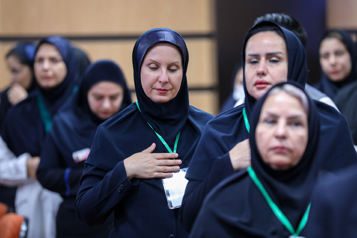 تجلیل از پرستاران بیمارستان فوق‌تخصصی رضوی