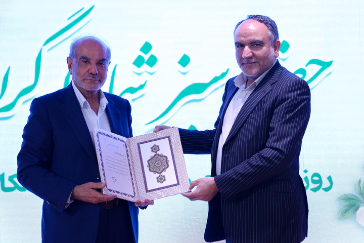 تجلیل از پرستاران بیمارستان فوق‌تخصصی رضوی
