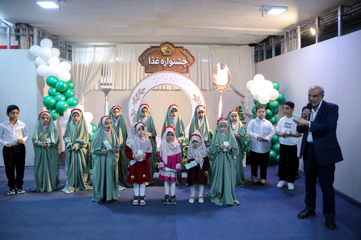 تجلیل از پرستاران بیمارستان فوق‌تخصصی رضوی