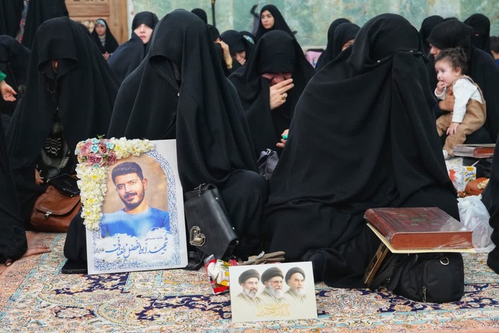 تجلیل از خانواده شهدای روحانی دفاع مقدس دوم و سوم در حرم بانوی کرامت + تصاویر