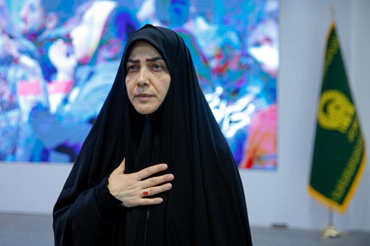 مراسم اهدای مدال به موزه آستان قدس رضوی