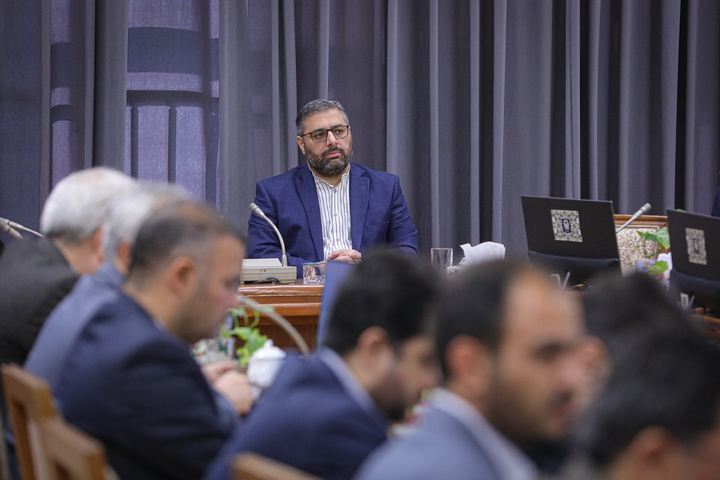 سلسله جلسات آموزشی «اخلاق خدمت» ویژه مدیران ارشد آستان قدس رضوی