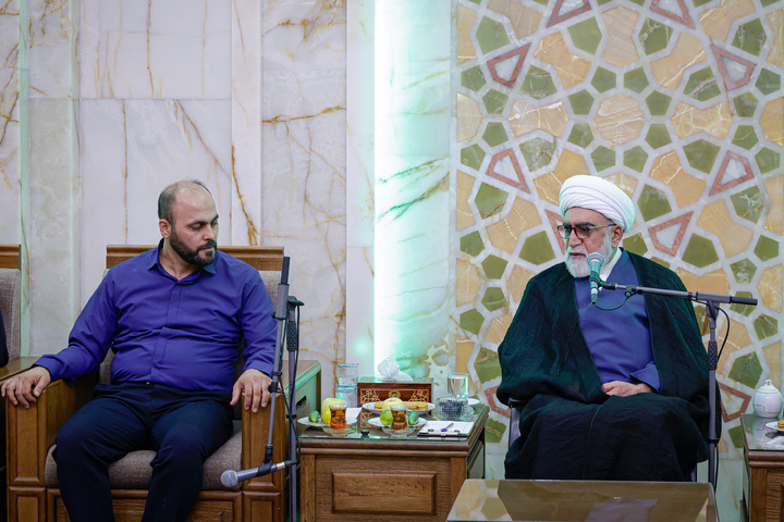 دیدار تولیت آستان قدس رضوی با خانواده ۱۱ شهید جنگ رمضان