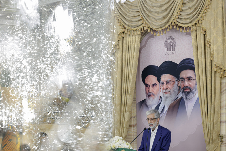 دیدار رتبه‌های برتر کنکور، نخبگان و مدال‌آوران المپیاد‌های علمی با تولیت آستان قدس رضوی
