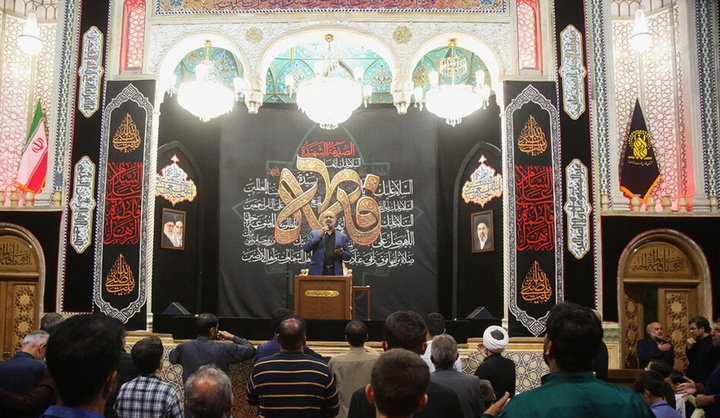 محفل عزاداری شب نخست ایام فاطمیه در حرم مطهر فاطمه ثانی(س)