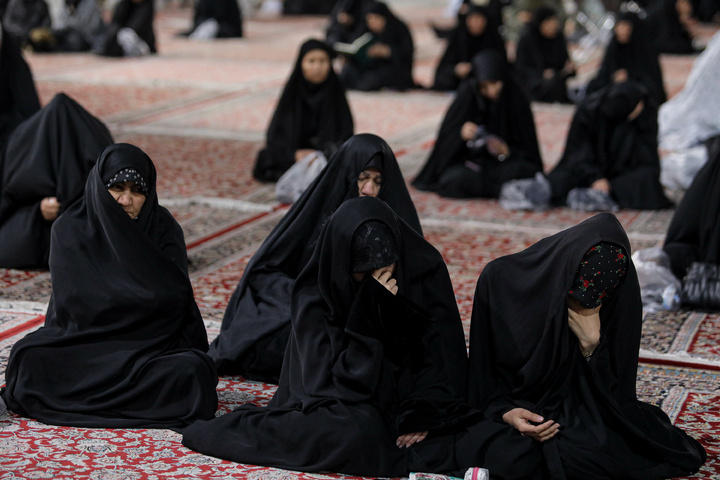 مراسم عزاداری به مناسبت ایام فاطمیه در حرم مطهر رضوی