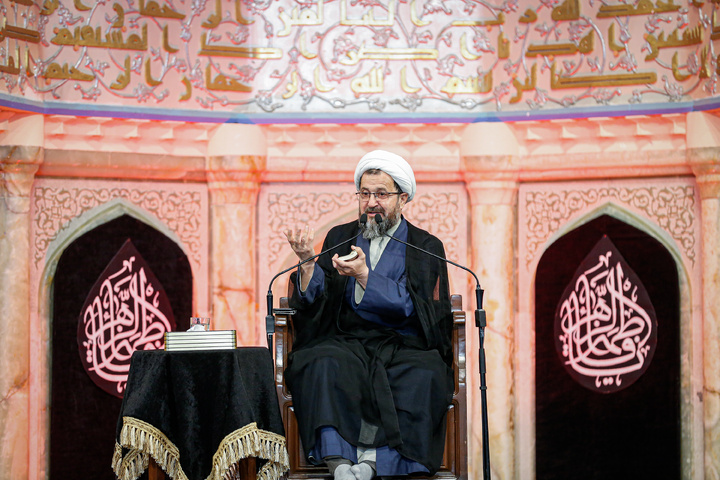 عزاداری شهادت حضرت زهرا سلام‌الله علیها در رواق امام خمینی (ره)