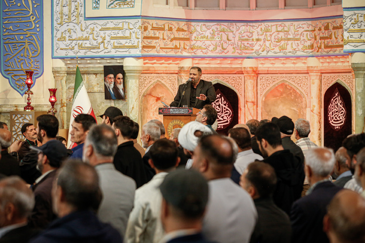 عزاداری شهادت حضرت زهرا سلام‌الله علیها در رواق امام خمینی (ره)