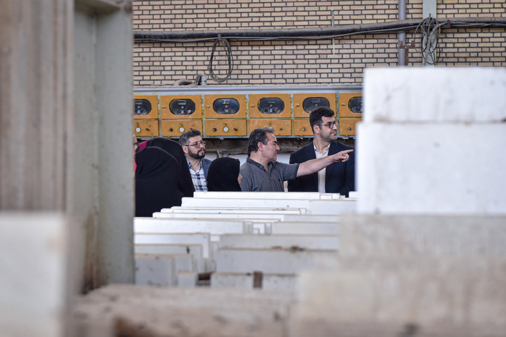 بازدید کارکنان آستان قدس رضوی از منطقه آزاد اقتصادی سرخس