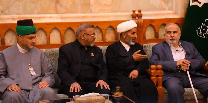 تکریم مسئولان عتبه عباسیه توسط خادمان حرم بانوی کرامت