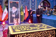 شعرخوانی افشین علا بر مزار رهبر شهید