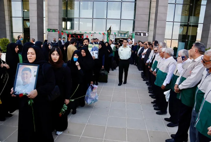 میزبانی آستان قدس از ۳۰۰ خانواده معظم شهدا و جانبازان لامرد
