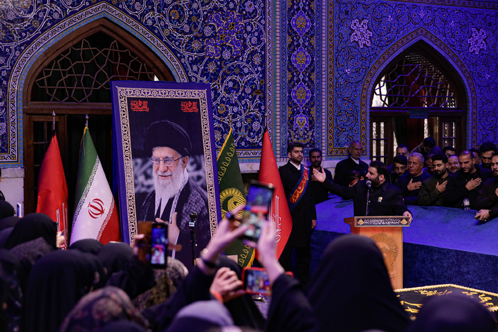 مرثیه سرایی و حماسه خوانی در جوار مزار رهبر شهید انقلاب