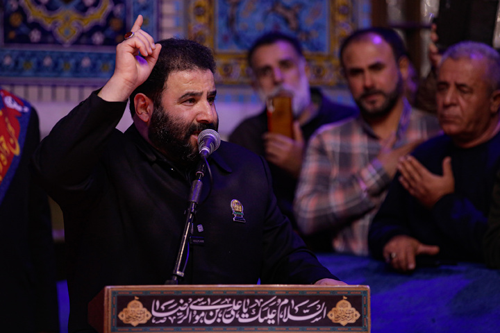 مرثیه سرایی و حماسه خوانی در جوار مزار رهبر شهید انقلاب