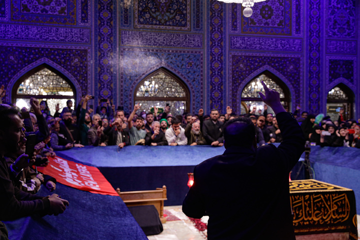 مرثیه سرایی و حماسه خوانی در جوار مزار رهبر شهید انقلاب
