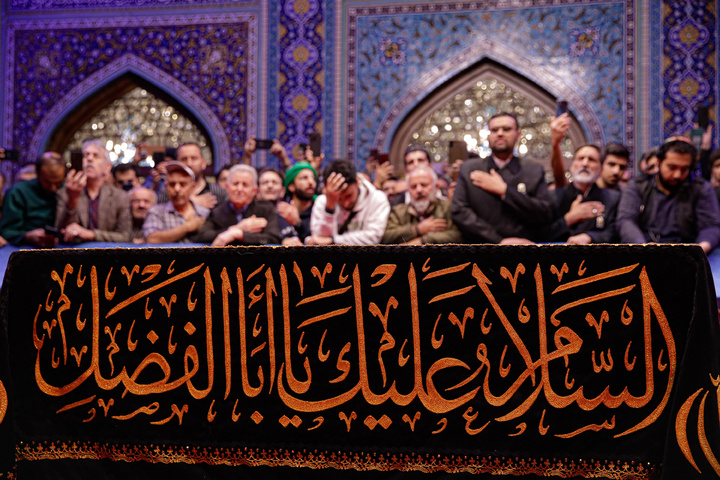 مرثیه سرایی و حماسه خوانی در جوار مزار رهبر شهید انقلاب