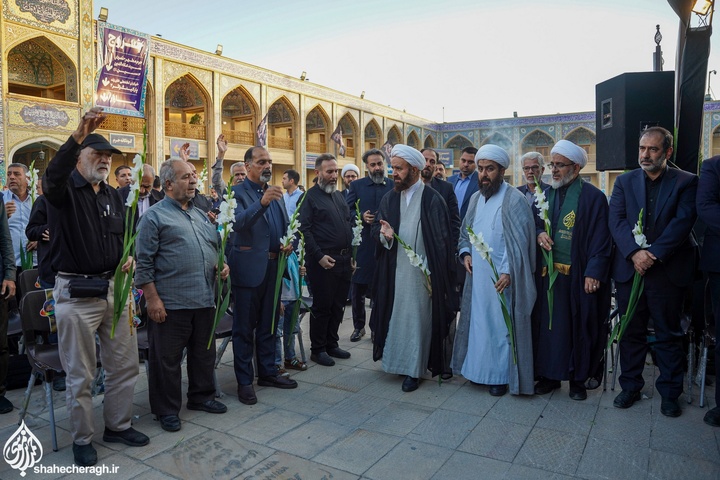 شاهچراغ_گزارش تصویری گلباران قبور شهدا