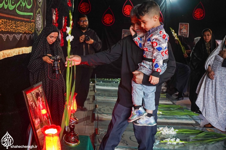 شاهچراغ_گزارش تصویری گلباران قبور شهدا
