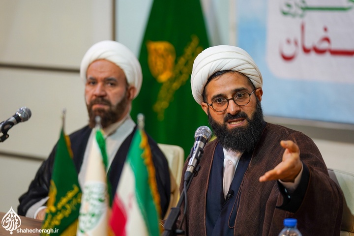 دشمن با برنامه‌ریزی دقیق در عرصه جنگ شناختی، در پی فریب افکار عمومی است