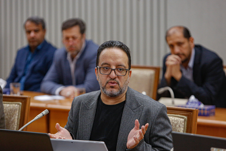 کارگاه آموزشی «آفند و پدافند در برابر جنگ ترکیبی شناختی» ویژه مدیران ارشد