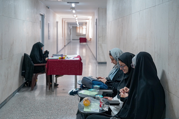 مصاحبه و ارزیابی متقاضیان تحصیل در دانشگاه بین‌المللی امام رضا علیه‌السلام